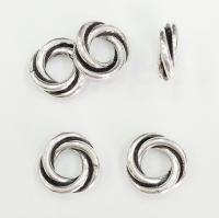 Бусина металлическая, 9х3мм, Индия, рондель узкая, витая, базовый материал - латунь, посеребренная с чернением, 10 шт. Бусина металлическая, 9х3мм, Индия, рондель узкая, витая, базовый материал - латунь, посеребренная с чернением, 10 шт.