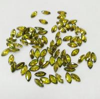 Ювелирный кристалл из фианита, 7х3.5мм, форма челнок, оливково-зеленый, 1 шт.