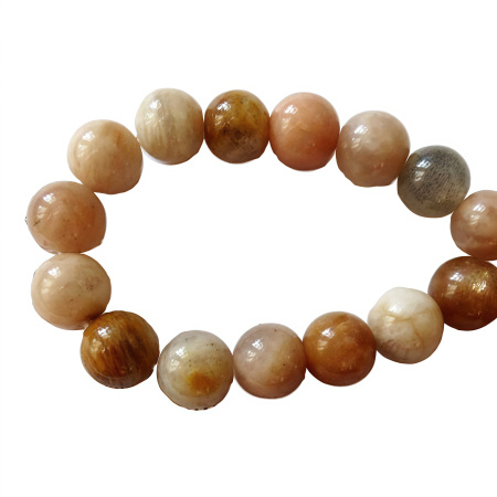 <p>Бусины из натурального солнечного камня (гелиолита), относящегося к полевым шпатам. Оттенок может отличаться от фотографии и в разных поставках. В низке около 23 бусин, низки формируются без проверки каждой бусины на дефекты и без подбора по цвету. Цена за низку.</p>