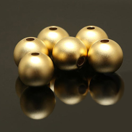 Бусина металлическая, 6мм, Корея, гладкая, базовый материал - латунь, матовая позолоченная, 2 шт. <p>Качественная корейская фурнитура класса люкс. Тяжёленькая среднеразмерная позолоченная металлическая бусина шарик. Диаметр отверстия - около 1-1.2 мм. Материал латунь, покрытие - гальваническое напыление золотом 16К. Оттенок может отличаться от фотографии и в разных поставках. Степень матовости может отличаться у разных бусин. На покрытии возможны небольшие пятнышки. Производство: Южная Корея. Цена за 2 бусину.</p>