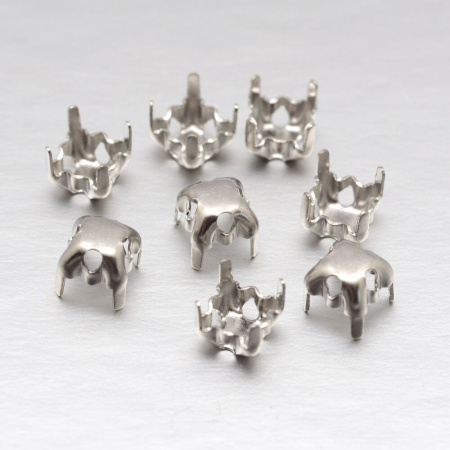 Оправа с цапами, 3х3мм, пришивная, форма фигурный квадрат, базовый материал - латунь, стального цвета, 10 шт.