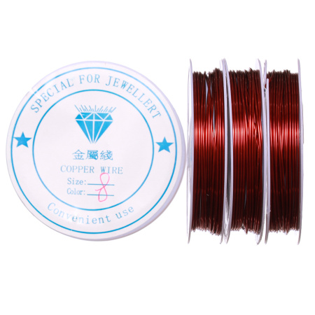 Проволока гибкая, 0.8мм, темная медь, 3 метра, катушка <p>Качественная медная проволока, цвет - темная медь, с бордовым отливом. Диаметр 0,8 мм. Оттенок может отличаться от фотографии и в разных поставках. Намотка может состоять из нескольких частей. Цена за катушку около 3 метров.</p>