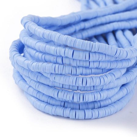 <p>Плоские круглые бусины - чипсы (диски, рондели heishi) ручной работы из полимерной глины (пластики). Бусины могут немного отличаться по форме и размеру. Оттенок может отличаться от фотографии. Цвет: сиреневато-голубой. Бусины довольно мягкие, гибкие, напоминают каучук. Цена за низку длиной около 43 см, около 350-400 бусин.</p>