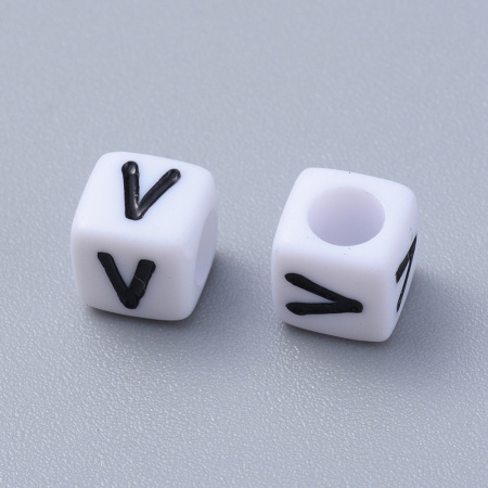 <p>
 Бюджетные бусины-буквы из акрила в форме кубиков. Размер около 6 мм, диаметр отверстия около 3 мм. Цена за набор из 10 грамм (около 60 случайных букв английского алфавита, какие-то буквы могут повторяться несколько раз, каких-то в наборе может не быть).
</p>