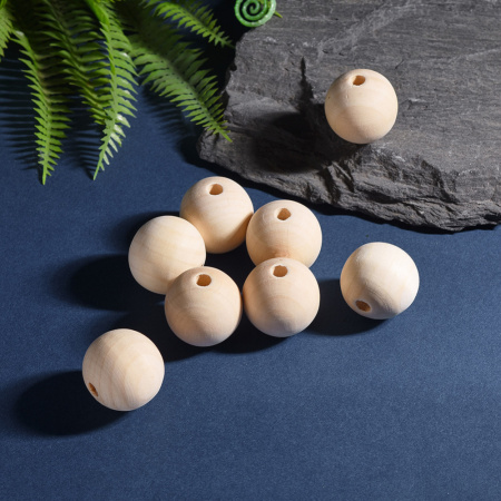 <p>
Деревянные бусины без покрытия. Размер примерно 30*29 мм, могут немного отличаться по форме и размеру. На бусинах возможны небольшие неровности. Размер отверстия около 5-7 мм. Отлично подходят для создания слингобус, детских игрушек, эко-украшений и т.д. Цена за 5 бусин.
</p>