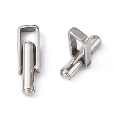 <p>Не темнеющая фурнитура из нержавеющей стали марки 304 (используется в пищевой и медицинской промышленности, не окисляется). Качественные основы для запонок. Имеется маленькая прямоугольная платформа для декорирования: 5*2.5 мм. Оттенок может отличаться от фотографии и в разных поставках. Цена за пару.</p>