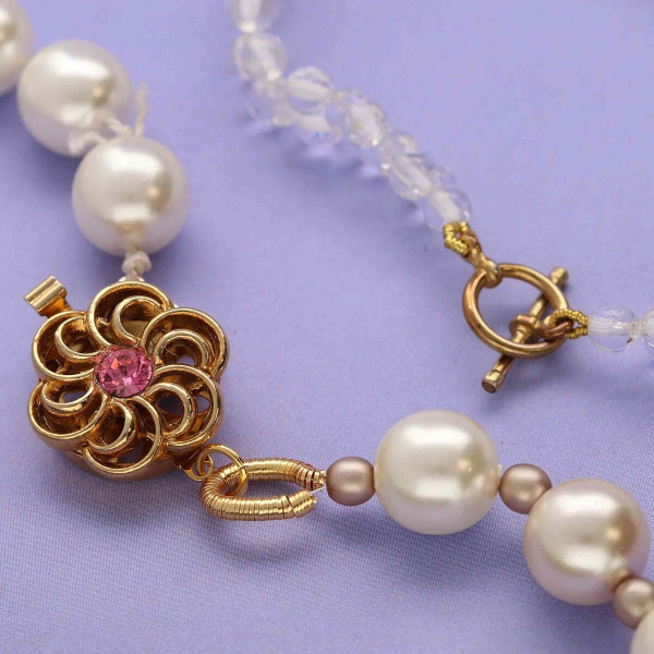 Канитель, 1.5-1.9мм, extra heavy, гладкая, серебристая, 30-40 см, 1 шт. <p>
Гладкая посеребренная проволока-пружинка типа бульонка - канитель с серебристым покрытием. Тип: extra heavy. Толщина, заявленная производителем - 1.8 мм, может немного отличаться в разных поставках. Длина около 30-40 см (канитель нарезана производителем). На проволоке могут периодически встречаться заломы/растянутые участки. Оттенок может отличаться от фотографии и в разных поставках.
</p>