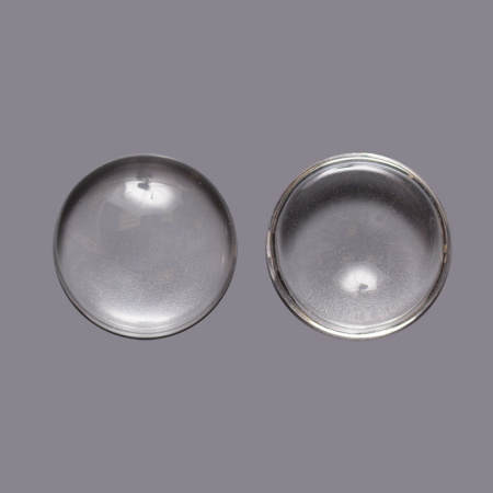 <p>
 Круглый стеклянный прозрачный кабошон, толщина 5-8 мм. Диаметр примерно 24,7 мм. Хорошо смотрится в рамке с подложенной под него картинкой или фотографией. На кабошонах возможны небольшие царапинки. Цена за упаковку 40-50 грамм в зависимости от толщины кабошонов (около 10 штук, фасуются без проверки на дефекты).
</p>