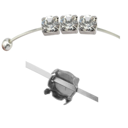 <p>Оправа с цапами для кристалла (шатона). Снизу есть 2 прямоугольных отверстия для плоской проволоки. Также оправу можно пришить. Форма круг, размер 6 мм. Базовый материал - латунь, покрытие - серебро 925 пробы. Цена за 12 шт.</p>