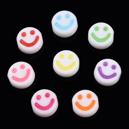<p>Бюджетные плоские двусторонние бусины из акрила белого цвета с цветными смайликами (улыбающимися рожицами). Круглые бусины-подушечки размером примерно 7*3.5-4 мм, диаметр отверстия - около 1.1 мм. Отлично сочетаются с бусинами-буквами, подходят для создания браслетов, чокеров, брошей, тегов. Оттенок может отличаться от фотографии и в разных поставках. В наборе могут быть не все цвета, представленные на фотографии, также могут попадаться цвета, не представленные на фотографии. Цена за упаковку 30 грамм (около 220 бусин, фасуются без проверки на дефекты и без подбора по цвету).</p>