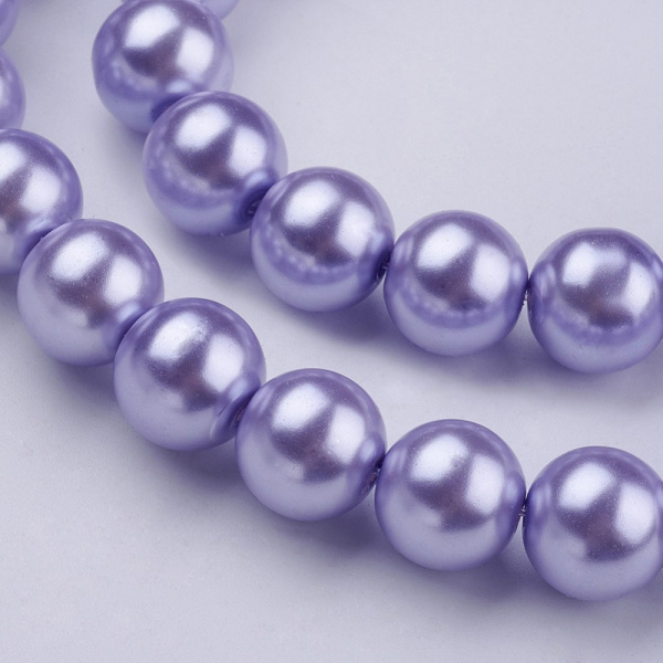 <p>
Бусины из стекла с покрытием под жемчуг сиреневого цвета. Бусины могут немного отличаться по форме и размеру, быть слегка приплюснутыми у отверстия. Оттенок может немного отличаться от представленного на фото. Цена за низку 80 см, около 70 шт.
</p>