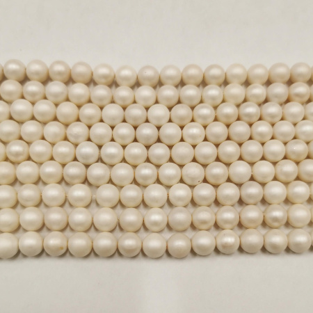 Бусина из ракушки, 8мм, жемчуг Майорика, матовый, белый, 45 шт., низка