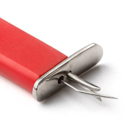 <p>
 Приспособление для завязывания узелков (кноттер, узловязатель) от американской компании Bead Smith (Бид Смит) позволит аккуратно и быстро завязать узелок максимально близко к бусине. В комлект входит кноттер с металлической заглушкой для иглы. Игла может быть не острой - это не является браком. Цена за 1 штуку.
</p>