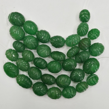 Бусины каменные, изумруд, листик стилизованный резной, 10х8х7-18х14х10мм, 7 шт., низка