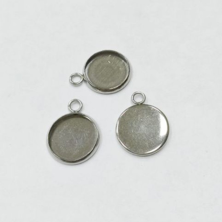 Рамка для кабошона 18х14мм (внутренний размер 12мм), круглая, лаконичная, базовый материал - нержавеющая сталь, без покрытия, 1 шт. Рамка для кабошона 18х14мм (внутренний размер 12мм), круглая, лаконичная, базовый материал - нержавеющая сталь, без покрытия, 1 шт.