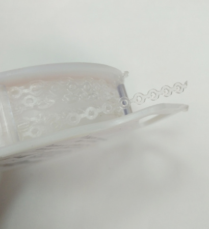 <p>
 Качественная необычная эластичная цепочка (резинка) Elasticity. На дополнительной фотографии пример использования. Сделана из прозрачного силикона (цвет Clear). Произведена в США. Цена указана за катушку (1.2 метра).
</p>