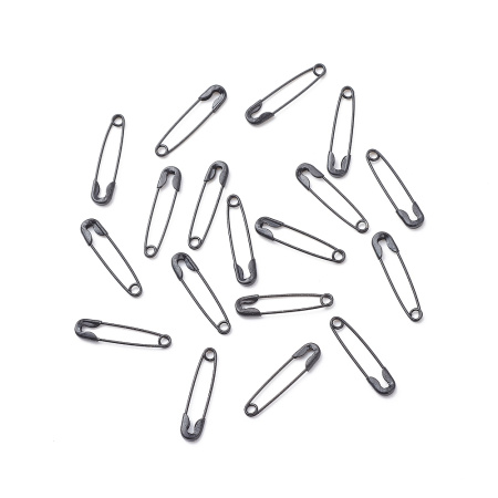 <p>
Бюджетные английские (безопасные) булавки черного цвета. Оттенок может отличаться от фотографии. Можно использовать для создания брошек, прикрепления ценников, декора сумок. Цена за упаковку 10 грамм (около 85-87 штук).
</p>