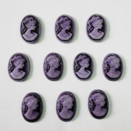 Камея акриловая, 18х13мм, девушка, сиреневый перламутр на черном, 10 шт.