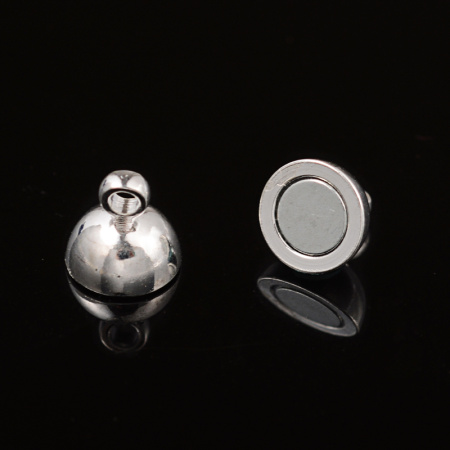 <p>Магнитная застежка цвета светлого серебра. Оттенок может отличаться от фотографии. Несмотря на свой небольшой размер, магниты очень сильные. Диаметр петелек - 1.2 мм. Цена за 5 шт.</p>