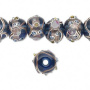 <p>Бусина лэмпворк ручной работы с золотистым узором, синяя, прозрачная. Бусины могут немного отличаться по цвету и размеру, а также дизайну.
Диаметр отверстия - около 1.5 мм. Цена за 5 бусин.</p>