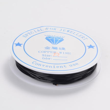 Проволока гибкая, 0.8мм, черная, 3 метра, катушка <p>Медная проволока с покрытием черного цвета. Используется для создания украшений, изготовления деревьев и цветов из бисера и камней, и прочих декоративных работ. Намотка может состоять из нескольких частей. Цена за катушку, примерно 3 метра.</p>