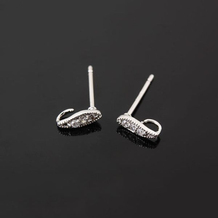 Пусеты, 7х2.5мм, Корея, Маленький листик с фианитами, со скрытой петелькой, с застежками, базовый материал - серебро/латунь, под родий, пара
