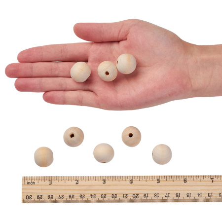 <p>
Деревянные бусины без покрытия. Размер примерно 20*19 мм, могут немного отличаться по форме и размеру. На бусиных возможны небольшие неровности. Размер отверстия около 3-4 мм. Отлично подходят для создания слингобус, детских украшений, эко-украшений и т.д. Цена за упаковку 24 грамма (около 11-12 бусин, фасуются без проверки на дефекты).
</p>