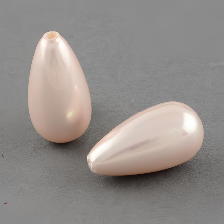 <p>
Полупросверленная бусина капля из ракушки с покрытием под жемчуг Майорка (Майолика). Цвет насыщенно-персиковый. Оттенок может отличаться от фотографии. Длина бусины - около 16 мм, ширина нижней части - около 8 мм. Диаметр отверстия - около 1 мм. Рекомендуется использовать с вклеивающимися штифтами. Бусины могут немного отличаться по форме и размеру. Цена за 1 шт.
</p><p>ВНИМАНИЕ: На поверхности возможны небольшие неровности и микроцарапины.</p>