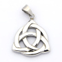 <p>Качественная не темнеющая фурнитура из нержавейки. Крупная тяжёленькая двусторонняя подвеска - кельтский треугольный узел (трикветр, триквестр). Эта подвеска - знак сериала "Зачарованные" (трилистник или узел трех листков). Подвеска сделана из нержавеющей стали марки 304 (используется в пищевой и медицинской промышленности, не боится влаги, не окисляется, не темнеет, не облезает). Оттенок может отличаться от фотографии и в разных поставках. Размер самой подвески (без подвижной петельки) 45*39*5мм. К подвеске прикреплён разъёмный держатель (бейл) размером примерно 14*8*7мм, при желании его можно убрать. Подвеска довольно массивная, хорошо будет смотреться в качестве брелока для сумки/рюкзака. Цена за 1 шт.</p>