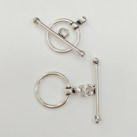 Застежка, 21х16мм, Индия, тогл, лаконичный, базовый материал - латунь, посеребренный с чернением, 2 шт. Застежка, 21х16мм, Индия, тогл, лаконичный, базовый материал - латунь, посеребренный с чернением, 2 шт.