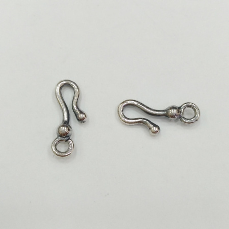 Застежка, 14х6мм, крючок лаконичный, базовый материал - латунь, посеребренный с чернением, 1 шт.