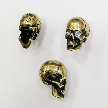 Бусина металлическая, 14х11х8.5мм, Milano, Череп с фианитами, базовый материал - латунь, под античное золото (цвет - светлая бронза), 1 шт.
