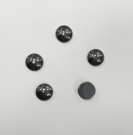 <p>
Каменный кабошон из гематита. Гематит создан искусственно, по составу аналогичен натуральному. Оттенок может отличаться от фотографии. Размер может немного отличаться от заявленного. Цена за 5 шт.
</p>