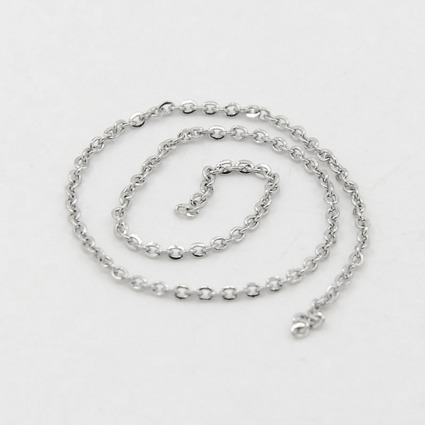 <p>Тонкая цепочка якорного плетения из нержавеющей стали (марка 304: используется в пищевой промышленности, не окисляется). Звенья запаяны, за счет плоской формы довольно сильно блестят. Цена за 1 метр. При заказе нескольких метров отрезается цельным куском.</p>