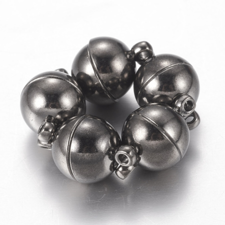 <p>Крупная магнитная застежка черного цвета, оттенок может отличаться от фотографии. Магниты очень сильные. Оттенок может отличаться от фотографии и в разных поставках. Диаметр отверстия у петелек - 1.2 мм. Цена за 2 шт.</p>