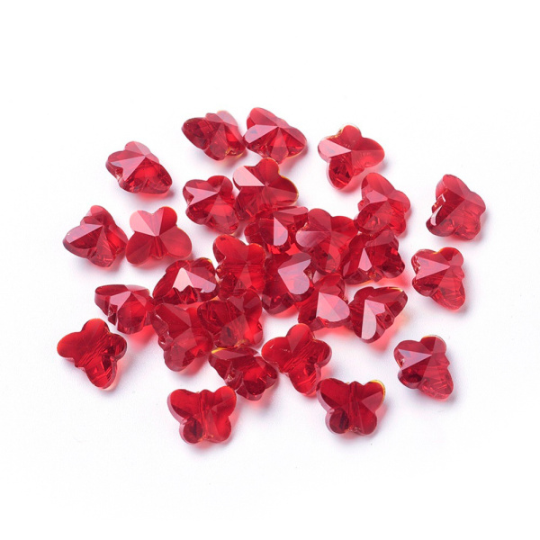 <p>Яркие, летние стеклянные бусины-бабочки тёмно-красного цвета. Имитация бабочек Сваровски. Оттенок может отличаться от фотографии. Цена за 5 шт.</p><p>ВНИМАНИЕ: на бусинах возможны небольшие царапинки и щербинки по краю.</p>